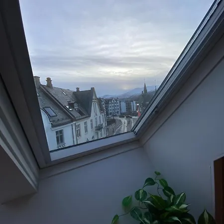 Art Nouveau In The Middle Of Downtown *